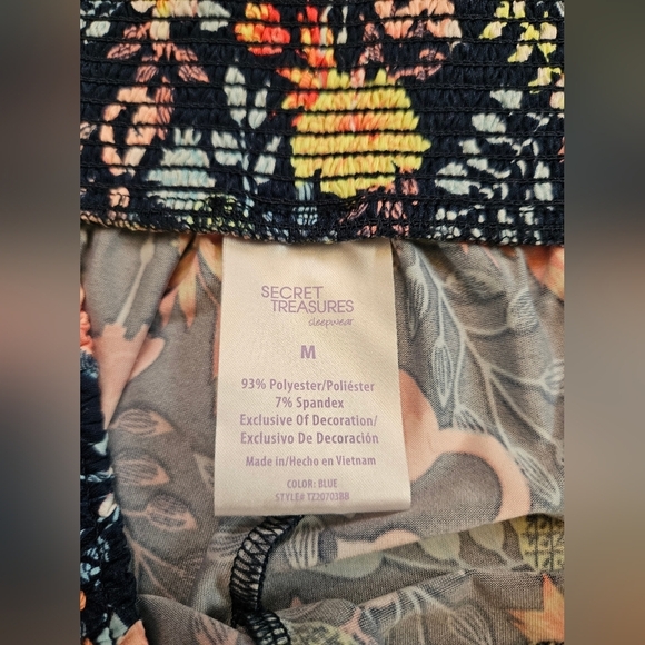 Secret Treasures Womens Blue Floral And Flamingo Pajama Pants Size Medium - Picture 5 of 12